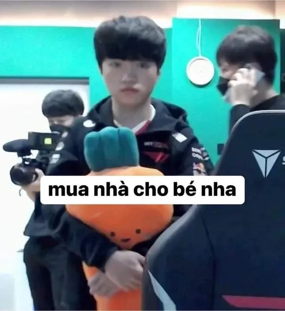 Thưởng thức ngay meme hài gốc đầy sáng tạo