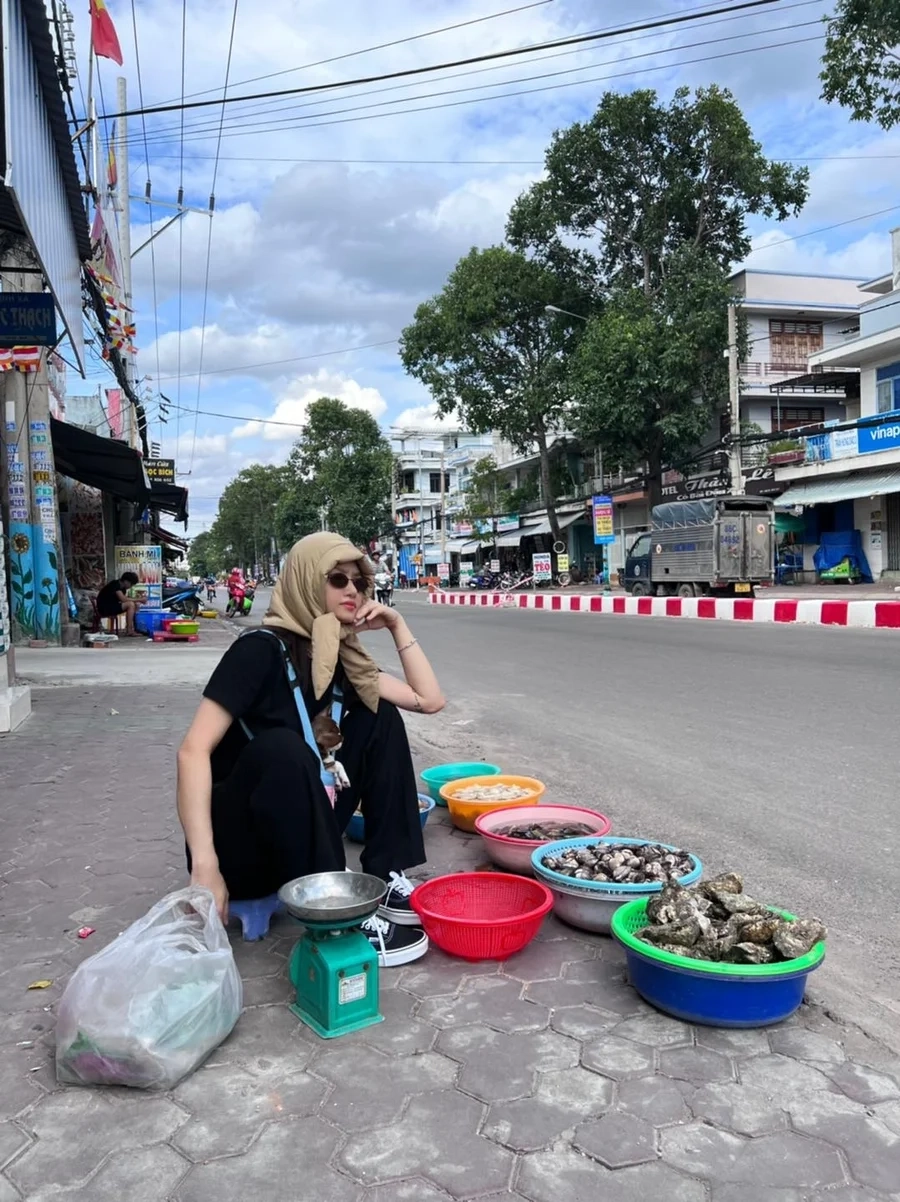 A đang nơi đâu của Miu Lê là bài hát lãng mạn khiến người nghe phải suy ngẫm.