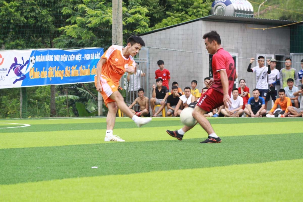 Cách soi kèo bóng cỏ để ăn tiền tại VN88