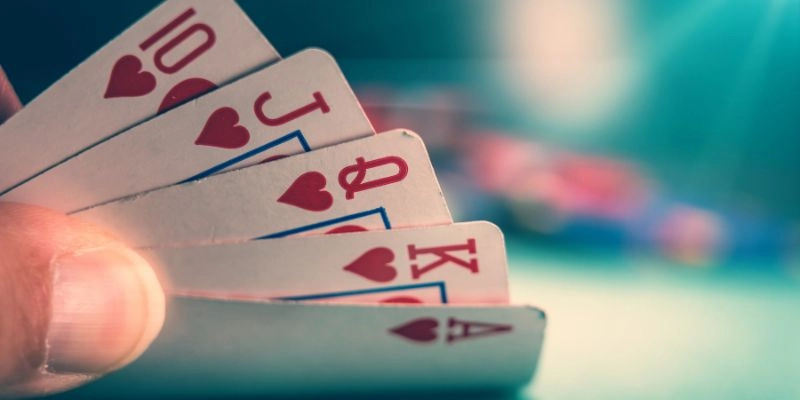 Tham gia game bài tiến lên