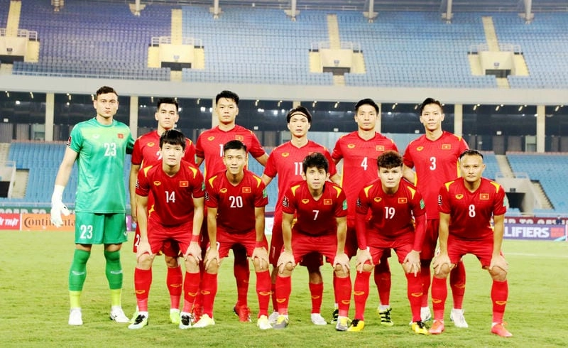  Hà Nội FC ăn mừng danh hiệu Siêu Cúp Quốc gia 2022 đầy cảm xúc