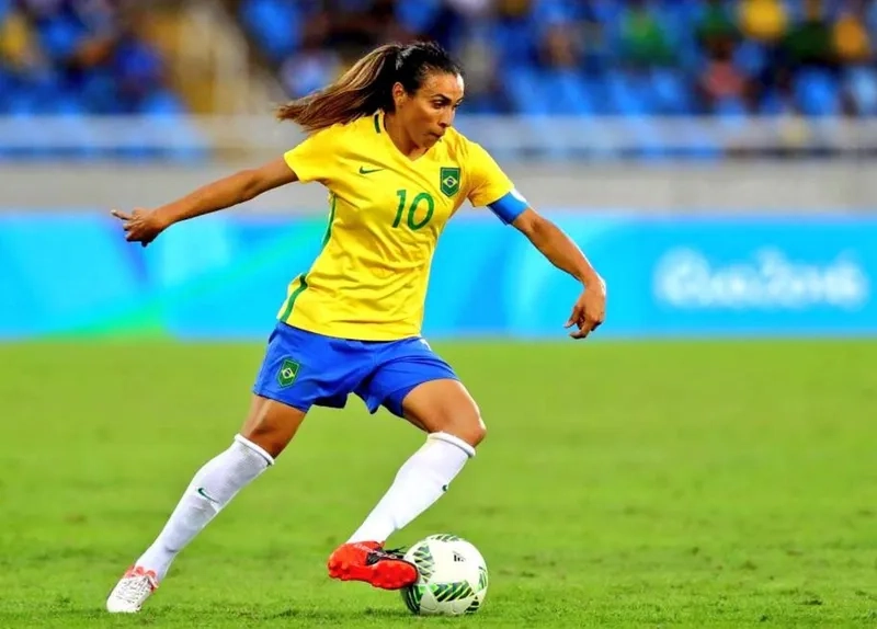  Marta trong màu áo đội tuyển Brazil tại World Cup – khoảnh khắc khởi đầu huyền thoại