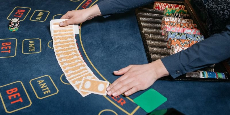 Những lưu ý khi chơi game bài baccarat