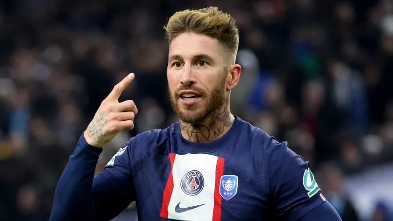  Sergio Ramos nhận thẻ đỏ trong trận El Clasico tại những trận live ở Jun 88 
