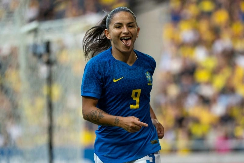 Debinha ăn mừng bàn thắng đẹp mắt trước Pháp tại World Cup 2023