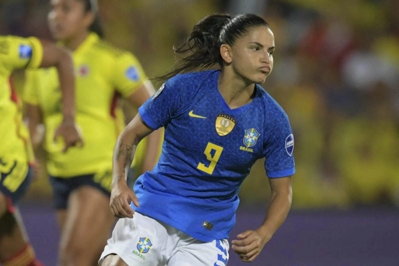 Debinha đi bóng đầy kỹ thuật trong trận chung kết NWSL 2019