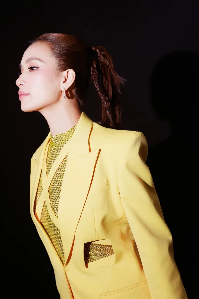 Nghe đường về nhà Ái Phương để nhớ về tuổi thơ yên bình