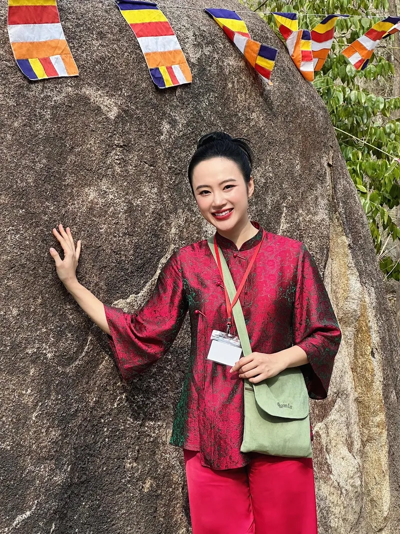 Khám phá Angela Phương Trinh là ai với hành trình nghệ thuật nổi bật