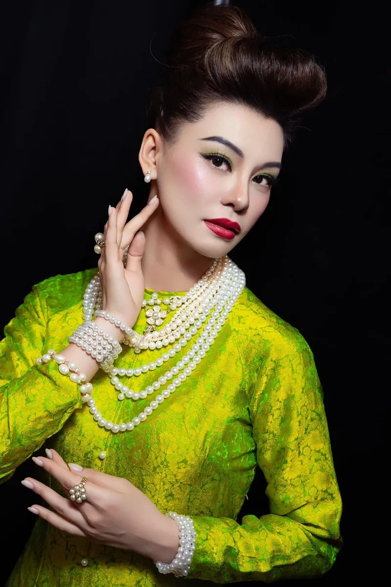 Khám phá Bùi Lan Hương bao nhiêu tuổi qua ảnh độc đáo