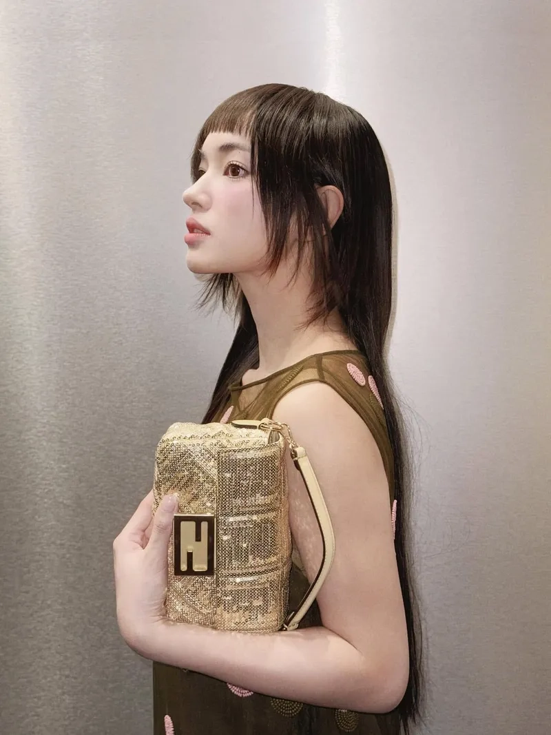 Xem ngay tiktok Châu Bùi để bắt trend thời trang siêu hot