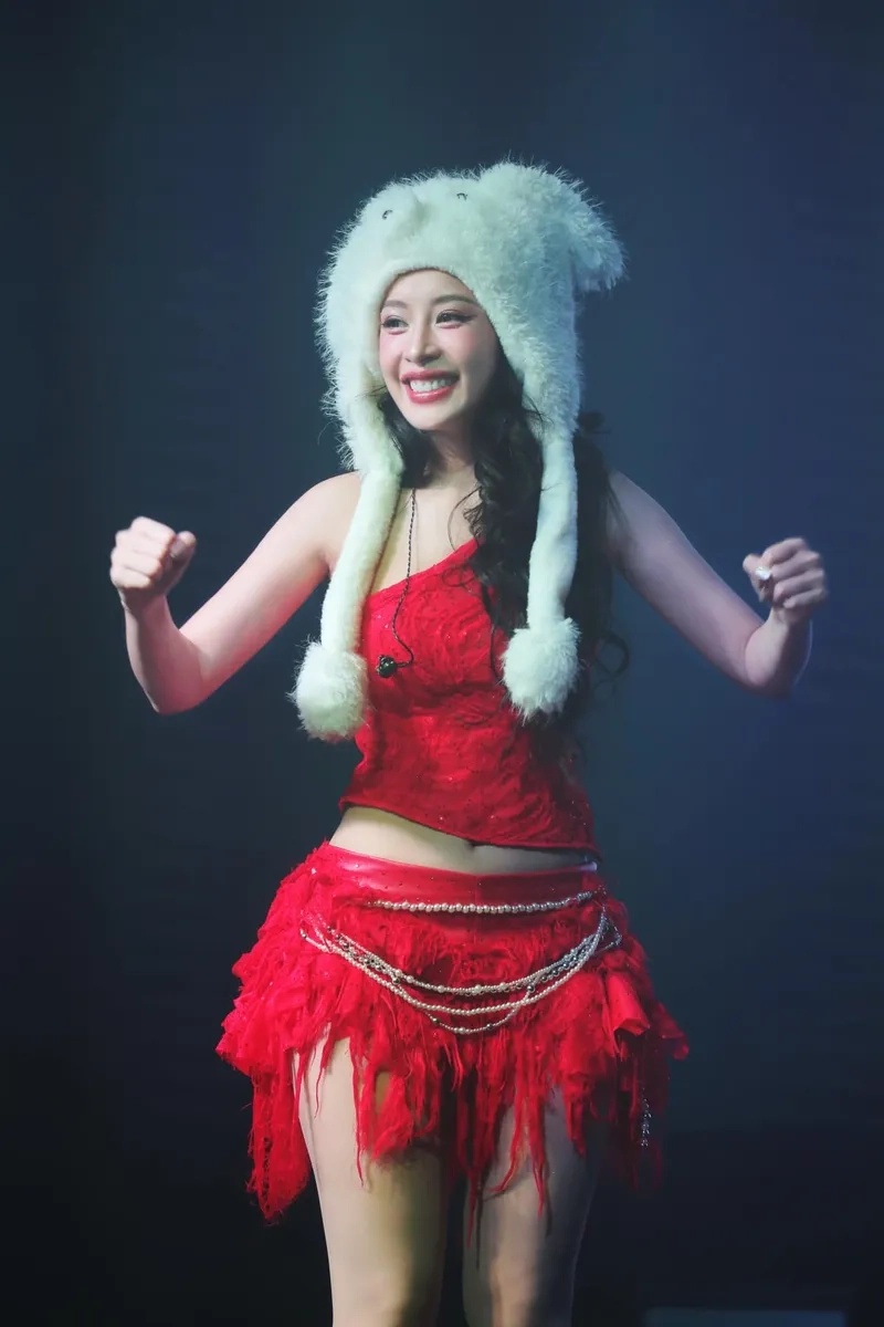 Nghe Chi Pu anh ơi ở lại đầy cảm xúc tối nay