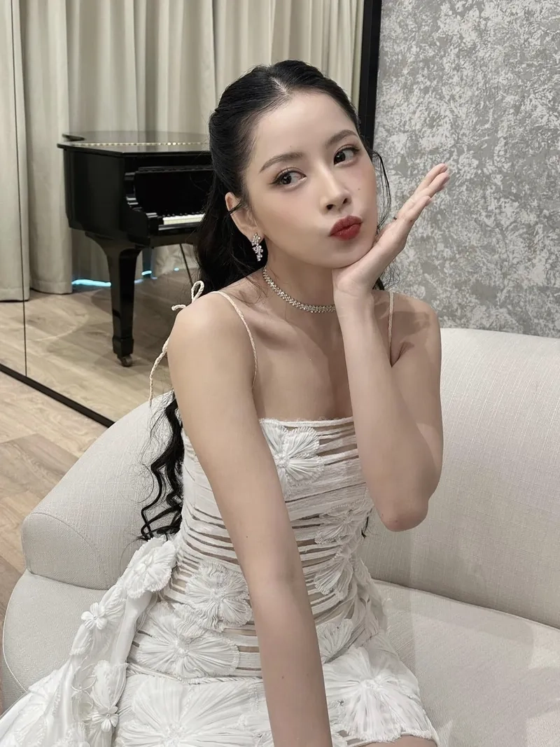 Hiểu rõ Chi Pu là gì qua hành trình nghệ thuật