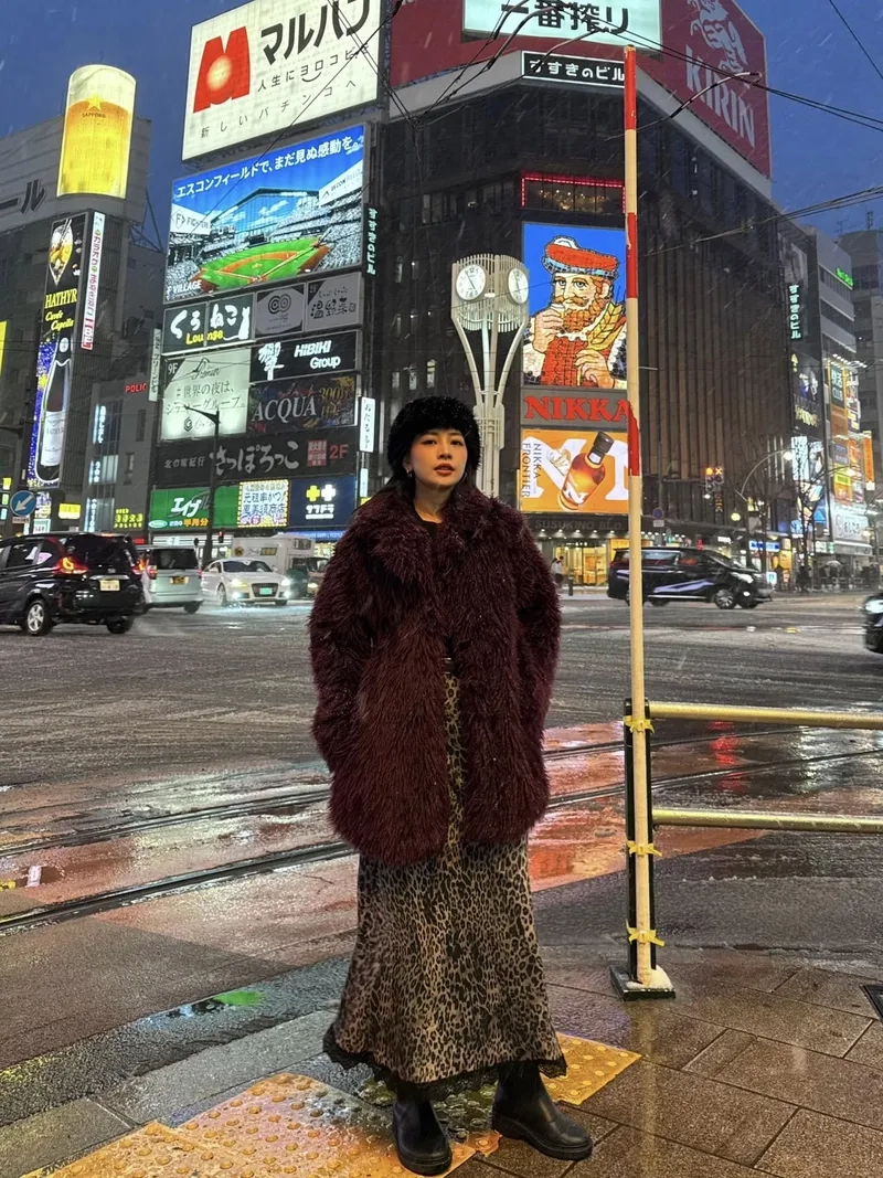 Cảm nhận lời bài hát Chi Pu đóa hoa hồng sâu sắc