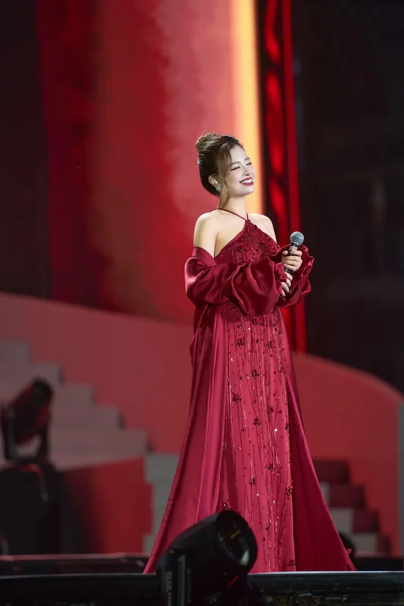 Xem lại Dương Hoàng Yến the voice với màn trình diễn đỉnh