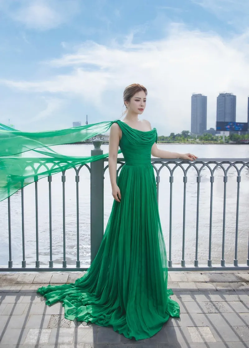 Khám phá Dương Hoàng Yến quê ở đâu để hiểu hơn về cô