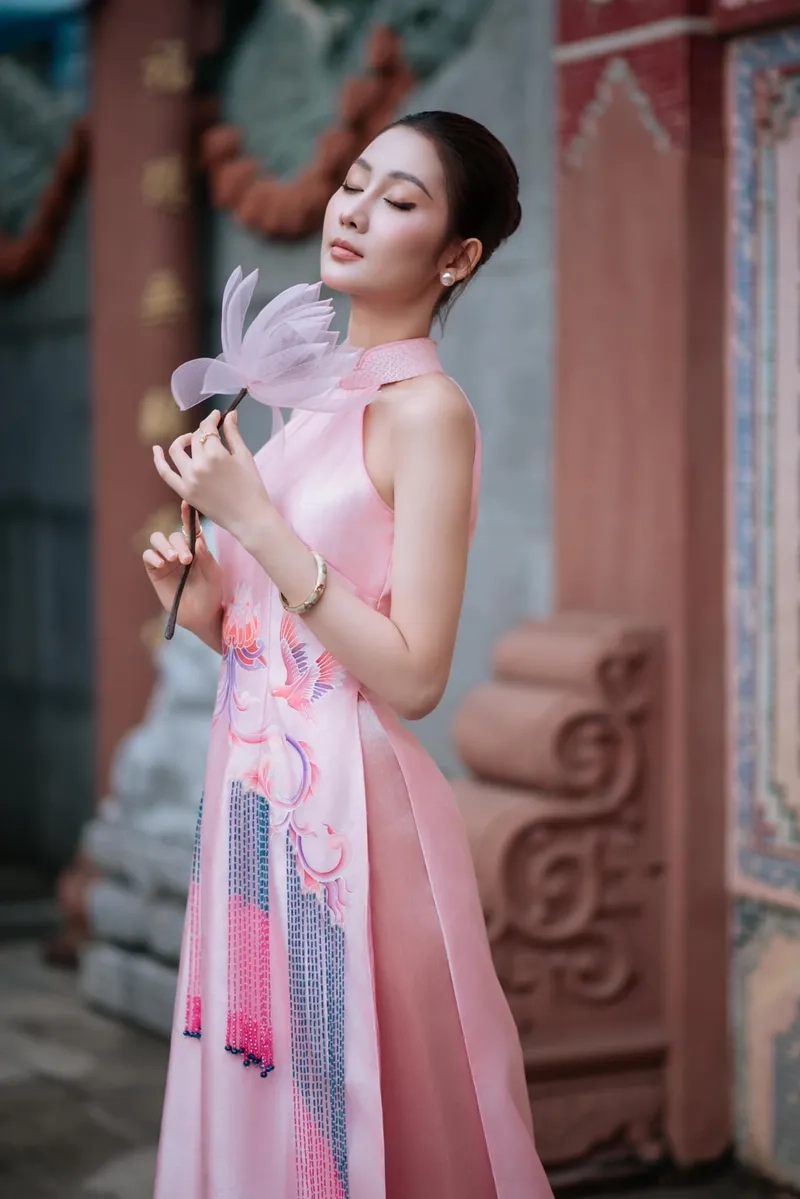 Võ Lê Quế Anh cao bao nhiêu và bí quyết giữ vóc dáng hoàn hảo