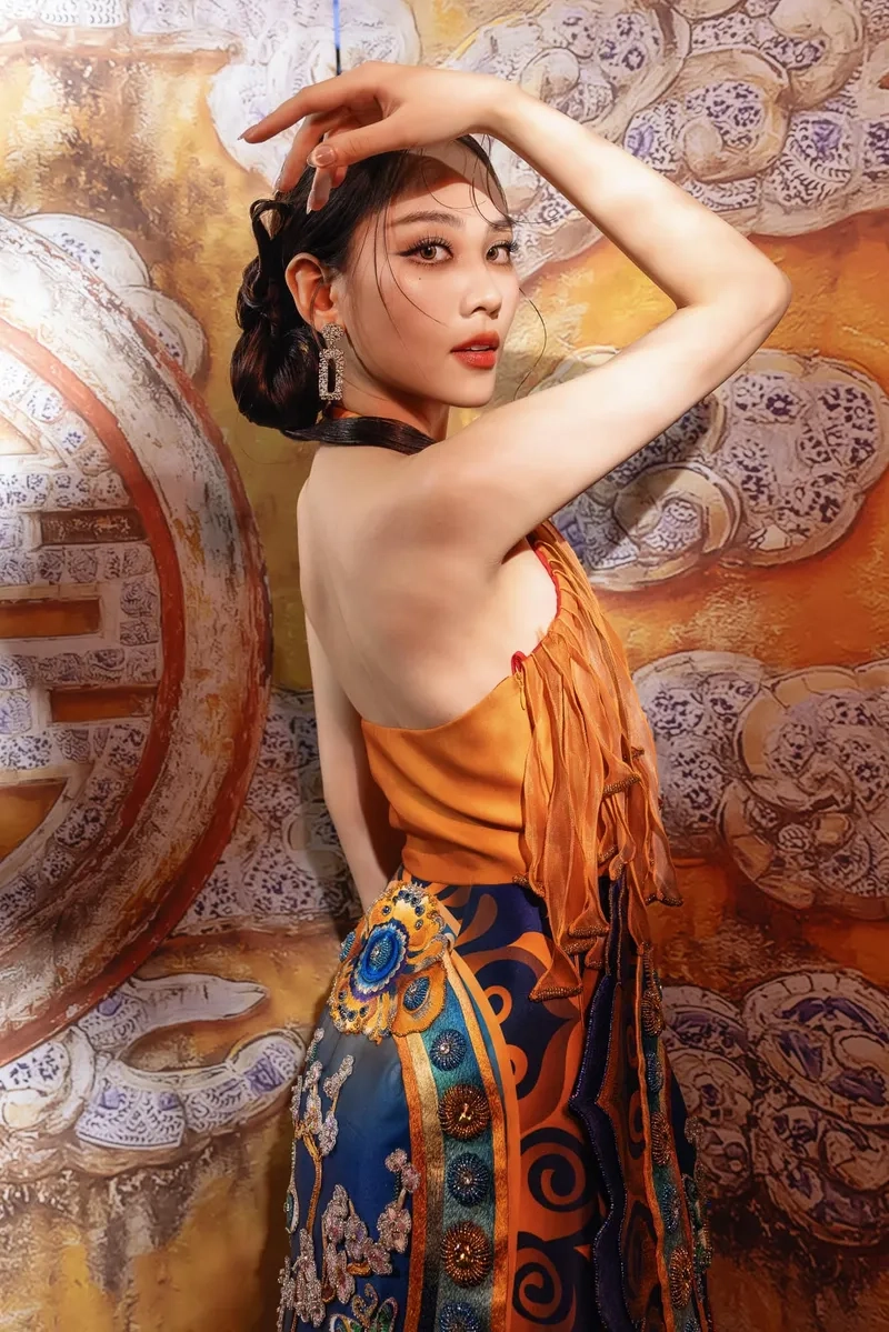 Vẻ đẹp trong Huỳnh Nguyễn Mai Phương chiều cao cân nặng