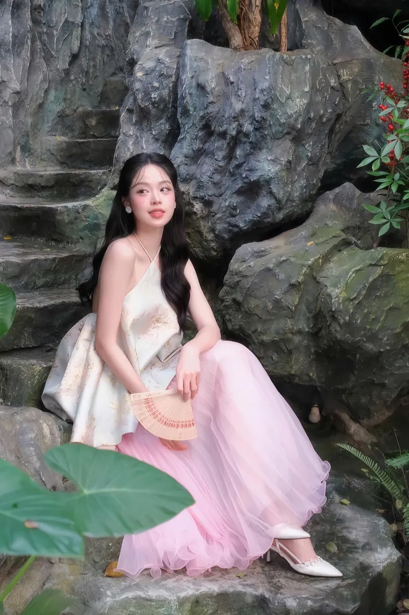 Ngắm Huỳnh Thị Thanh Thủy tiểu sử với hành trình tỏa sáng