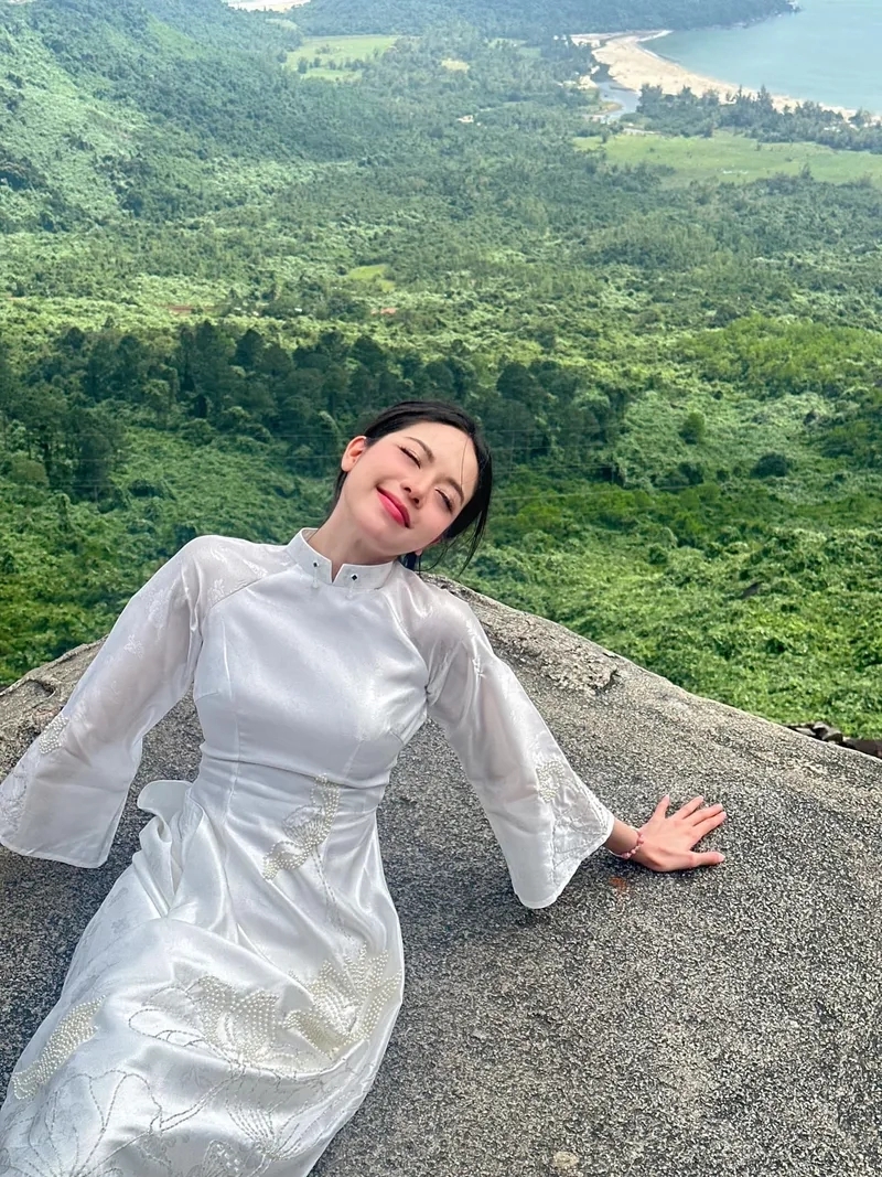 Chiêm ngưỡng miss international 2024 Huỳnh Thị Thanh Thủy vương miện