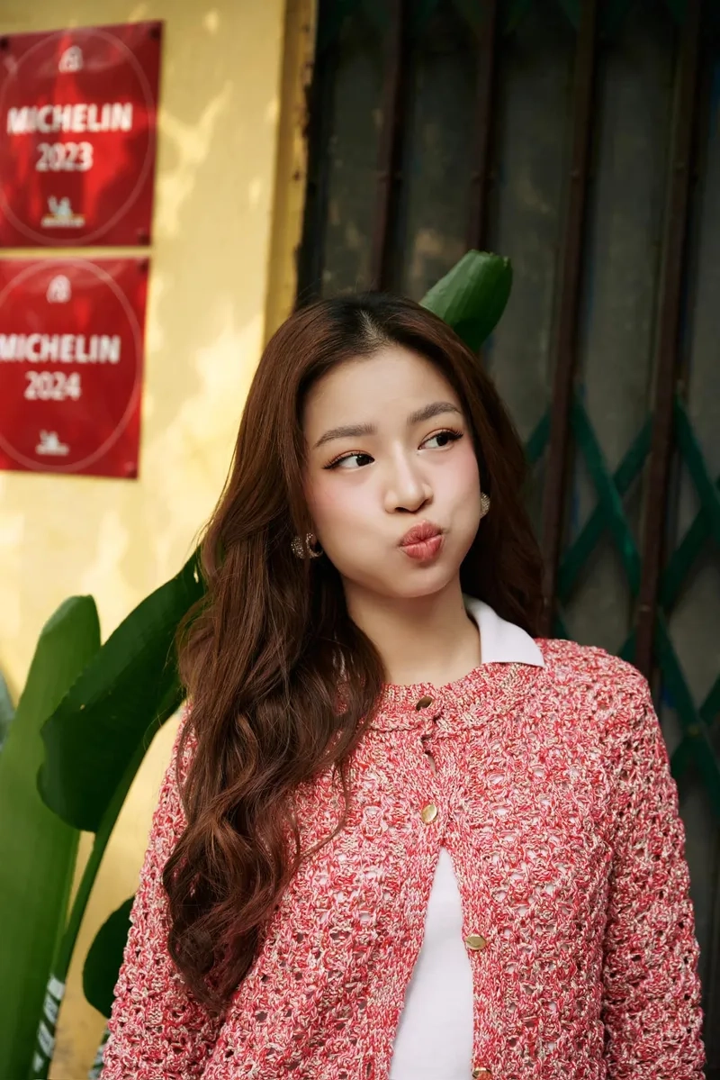 Chiêm ngưỡng hình ảnh Bảo Ngọc trong những khoảnh khắc đẹp