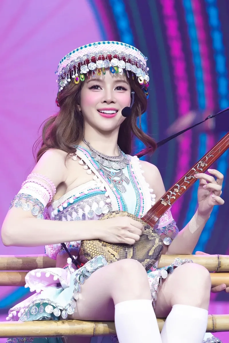 Bạn biết DJ Mie cao mét bao nhiêu? Khám phá ngay