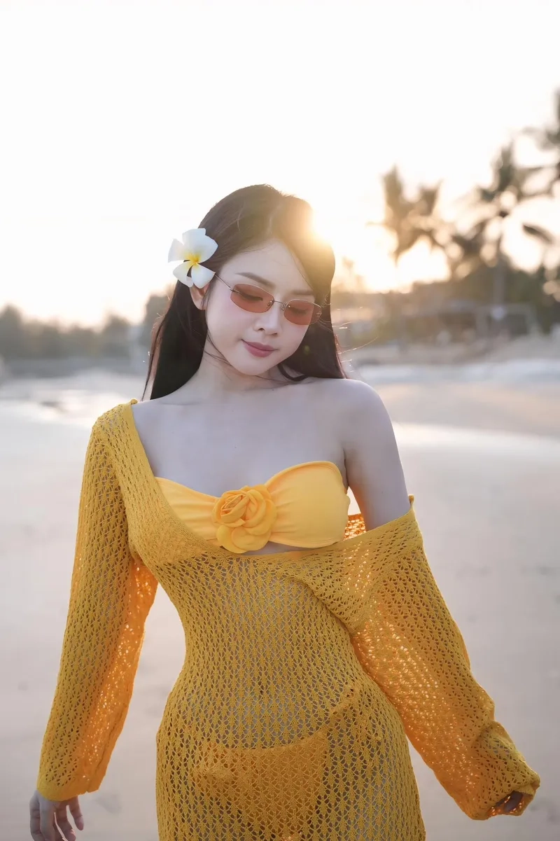 Xem DJ Mie biểu diễn để cảm nhận không khí sôi động