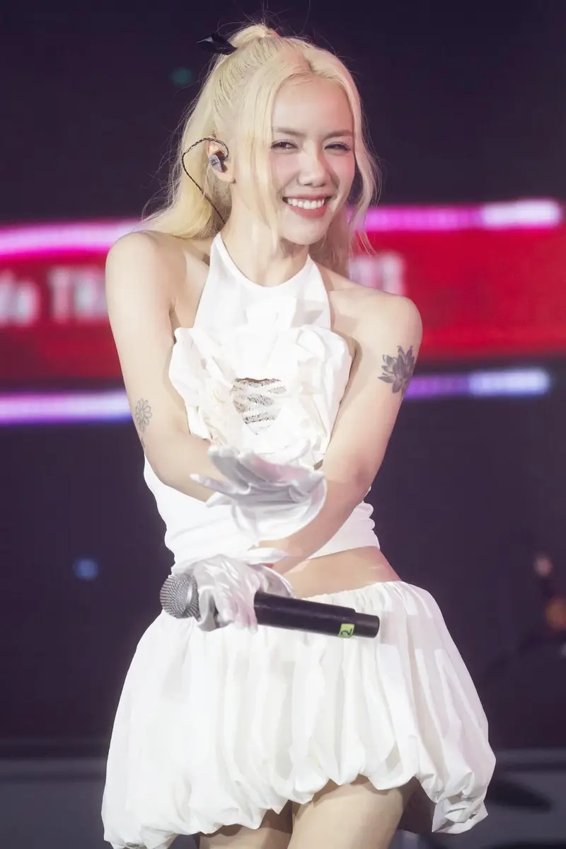 Cười thả ga với 2 ngày 1 đêm Phương Ly siêu đáng yêu