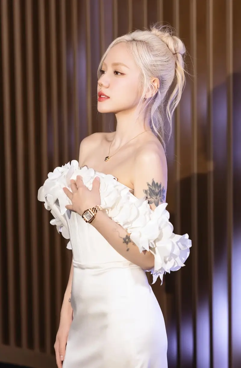 Thử sức với karaoke Phương Ly và những giai điệu bắt tai