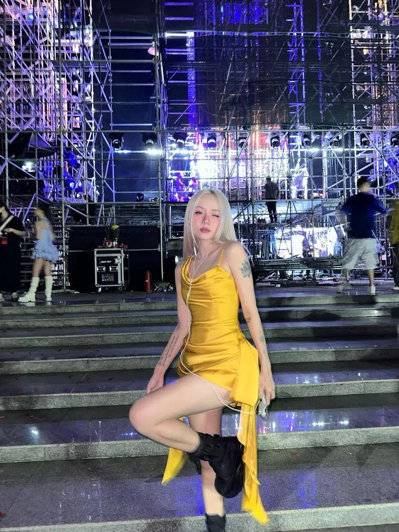 Vui hết nấc với Phương Ly 2 ngày 1 đêm siêu lầy lội