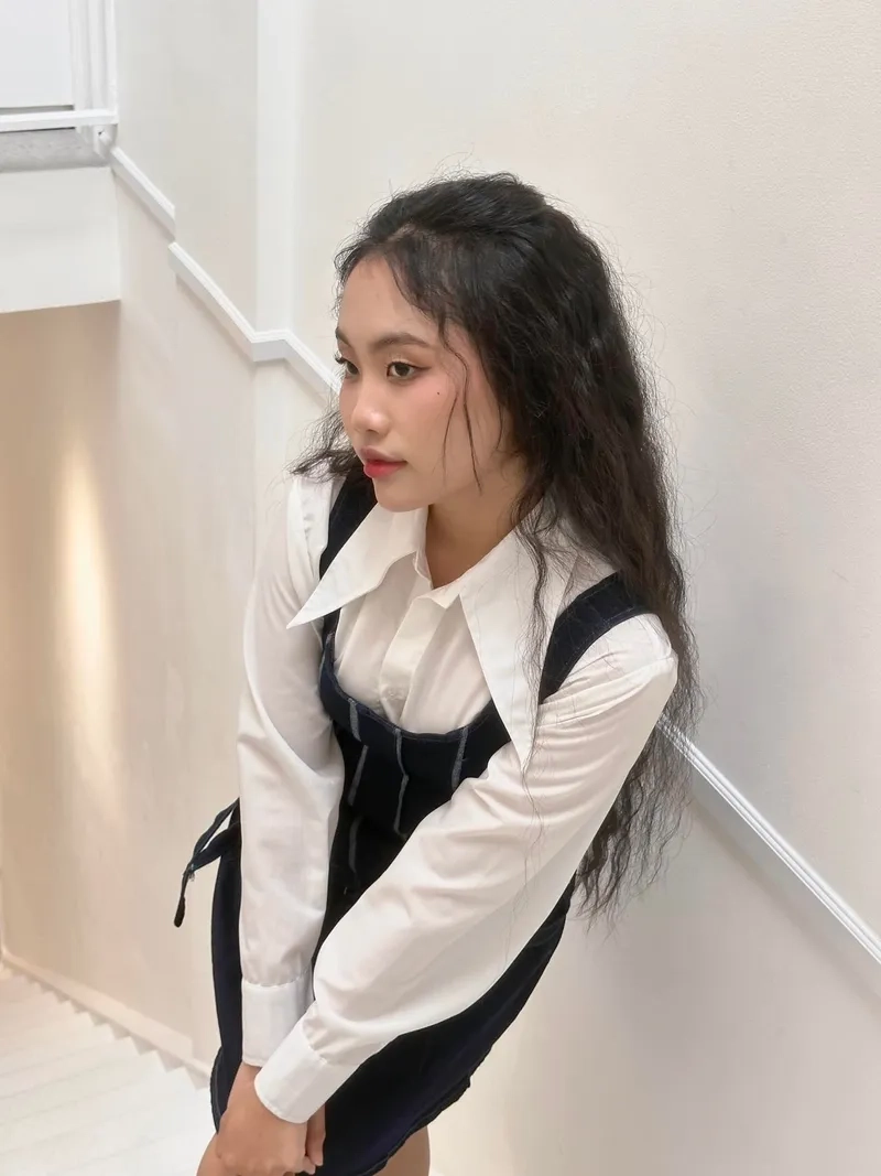Phương Mỹ Chi chiều cao cân nặng hoàn hảo trong ảnh mới