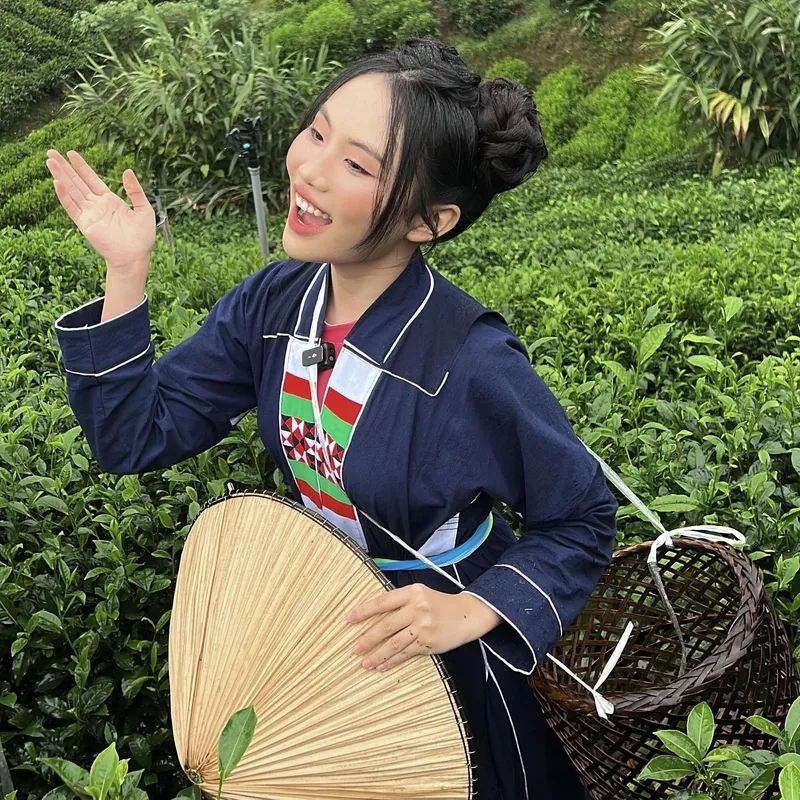 Ngắm Phương Mỹ Chi chiều cao nổi bật qua ảnh thời trang