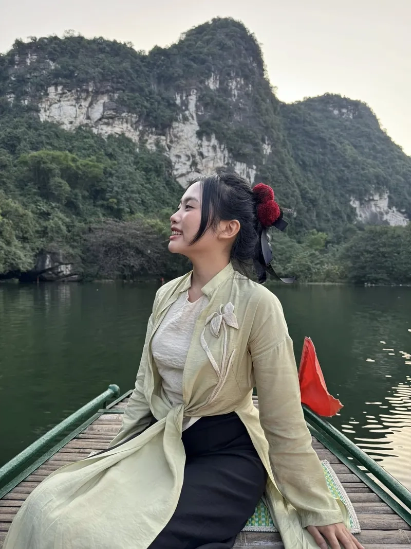 Phương Mỹ Chi bây giờ bao nhiêu tuổi qua ảnh lung linh
