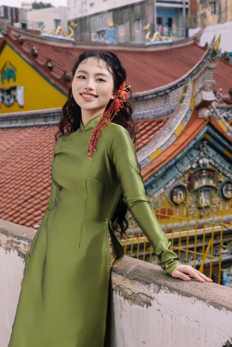 Nghe quê em mùa nước lũ Phương Mỹ Chi qua ảnh cảm xúc