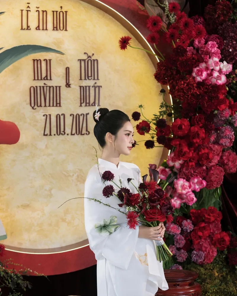 Tò mò Quỳnh Lương bao nhiêu tuổi với nhan sắc trẻ trung