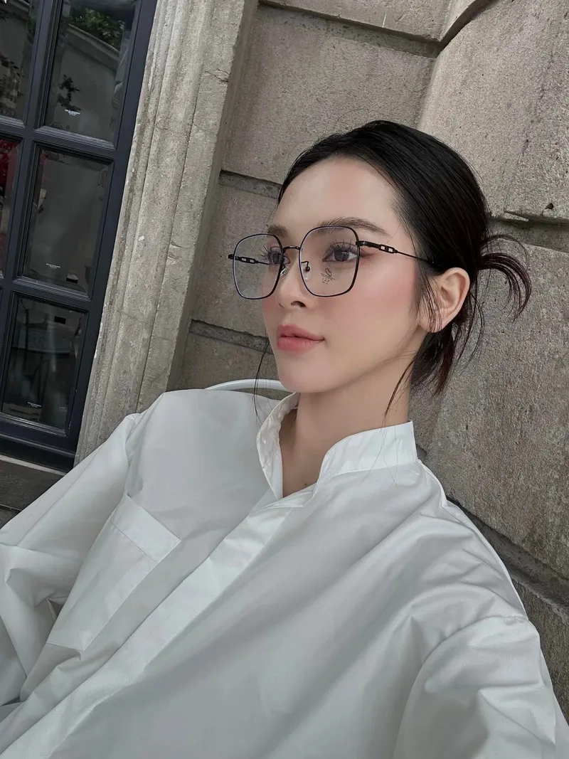 Ngắm Gái ngàn đô Quỳnh Lương với vai diễn gây tranh cãi