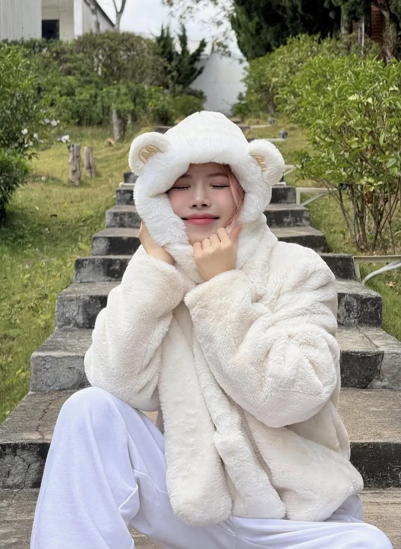 Xem chị đẹp Trang Pháp chinh phục khán giả bằng tài năng