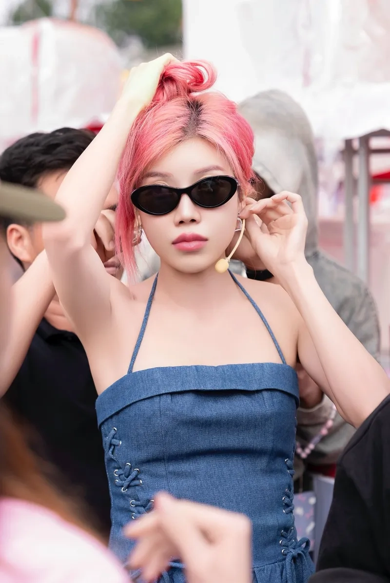 Theo dõi Trang Pháp official để cập nhật tin tức mới nhất