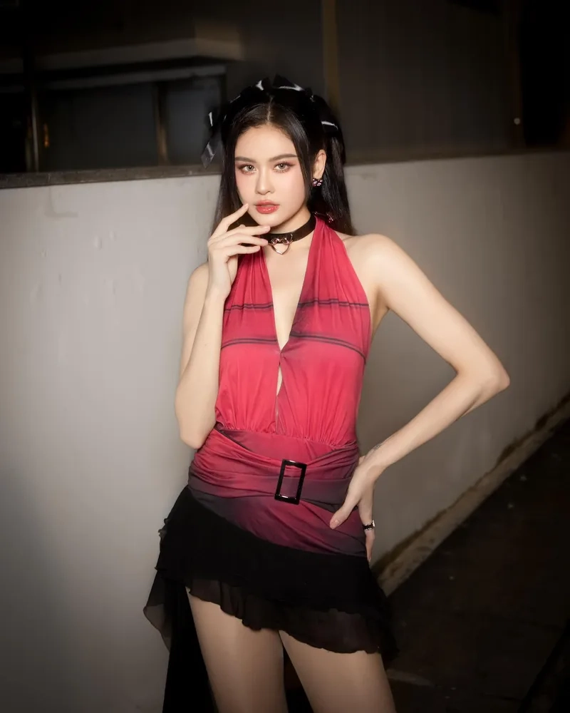 Cảm nhận đơn côi Trương Quỳnh Anh qua giai điệu sâu lắng