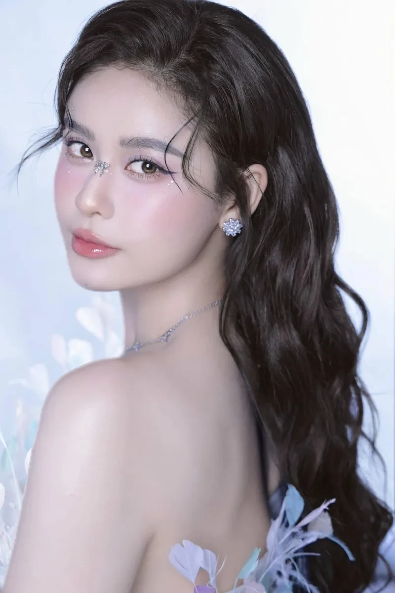 Thưởng thức ca nhạc Trương Quỳnh Anh với giai điệu ngọt ngào