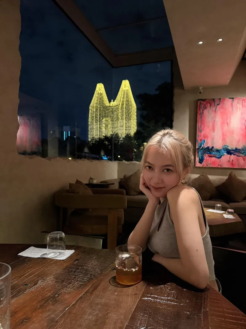 Ngắm lời bài hát Xuân Nghi đi học trong ảnh hoài niệm