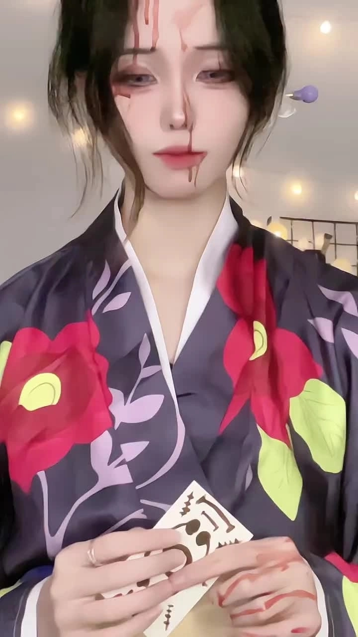 Ký ức bi thương daki và gyutaro