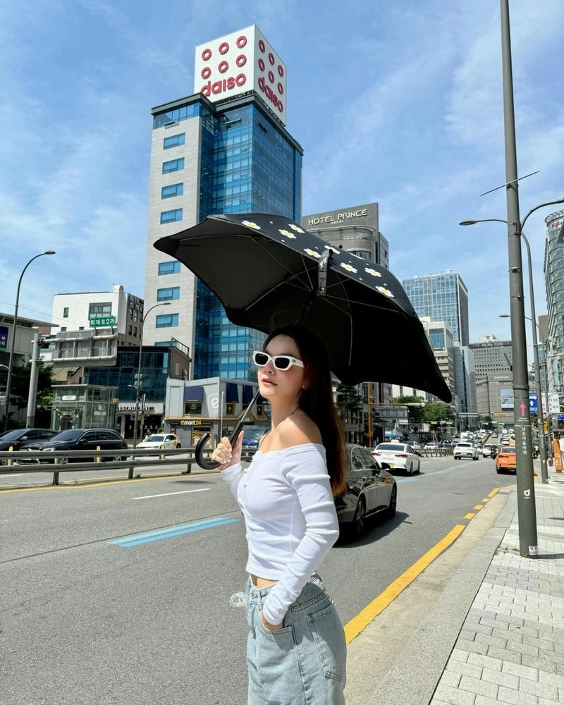 Cảm xúc qua lời bài hát Phạm Quỳnh Anh Bụi bay vào mắt