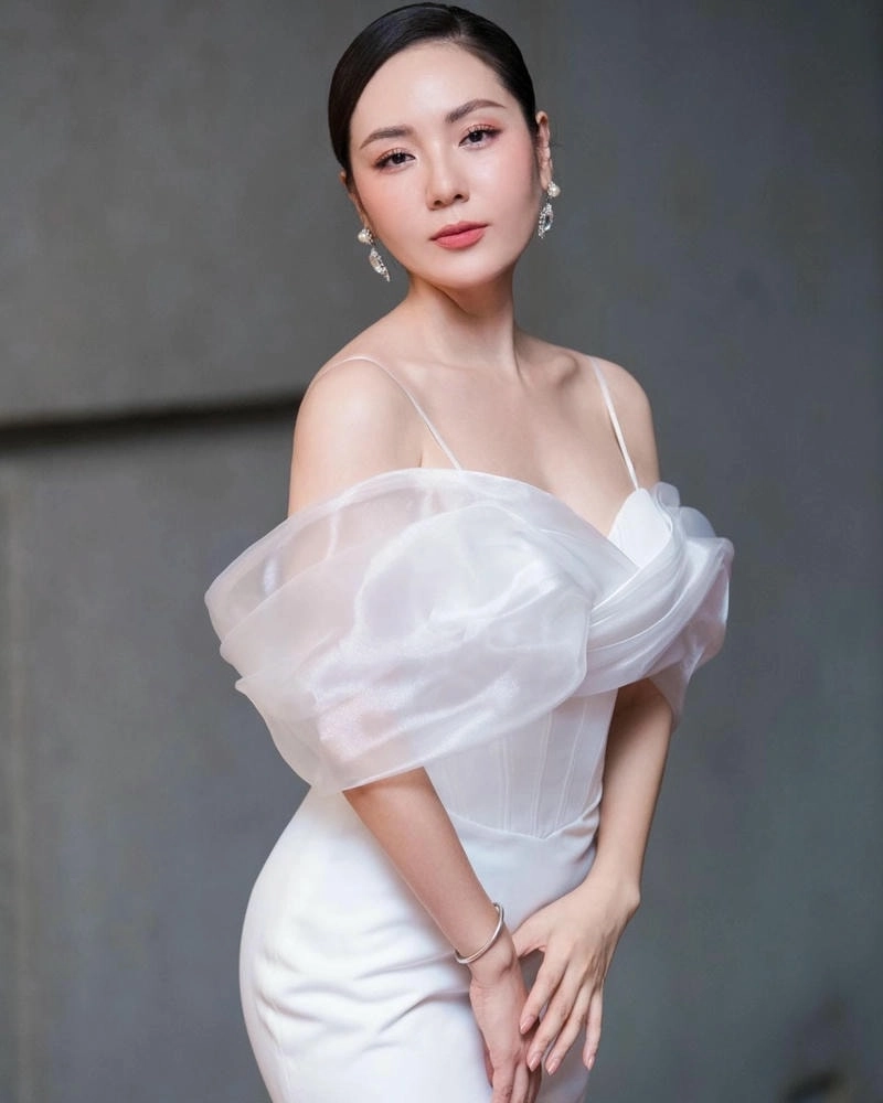 Phương Linh gu âm nhạc nhẹ nhàng cuốn hút