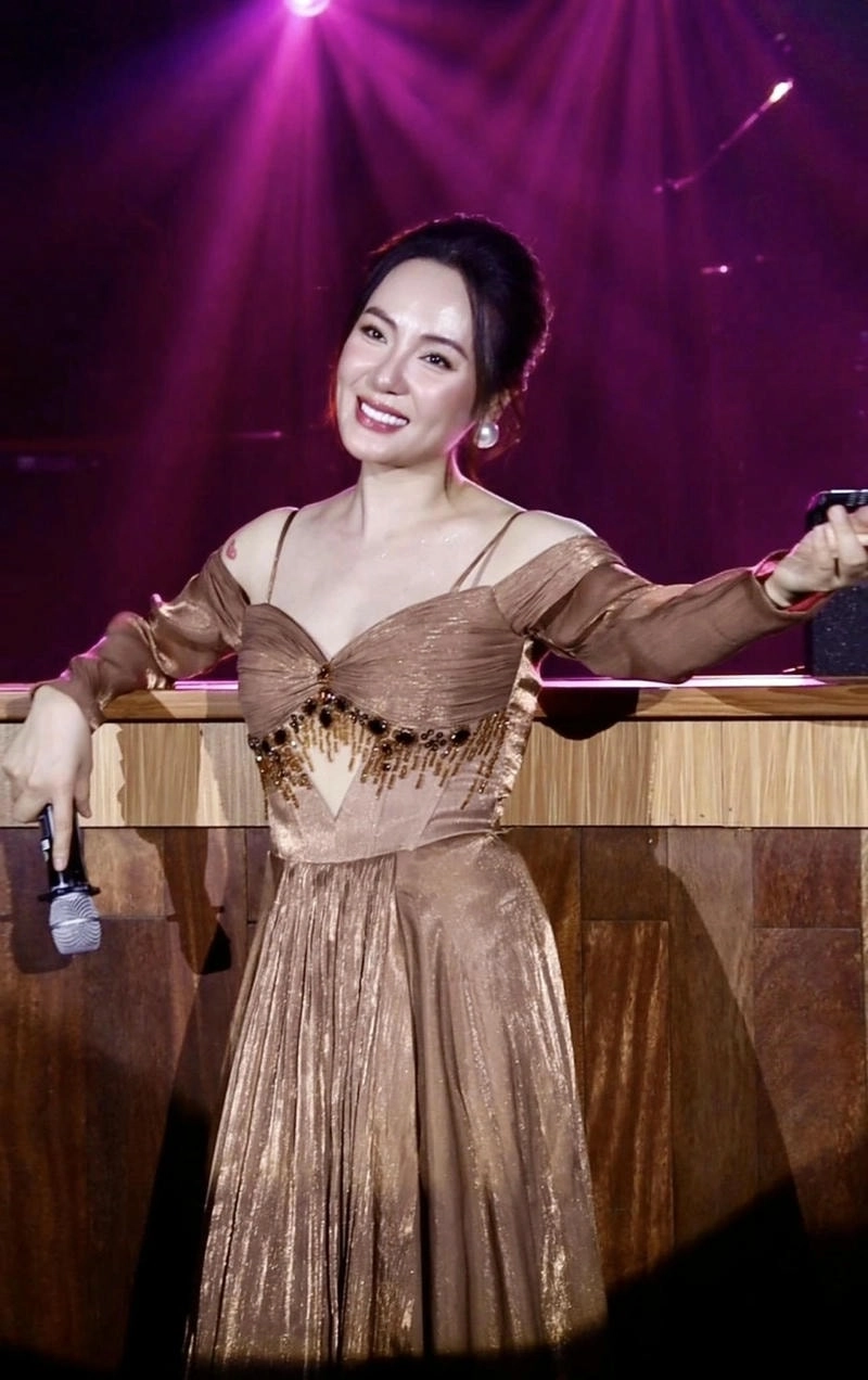 Say đắm bản hit Cơn mưa tình yêu Phương Linh