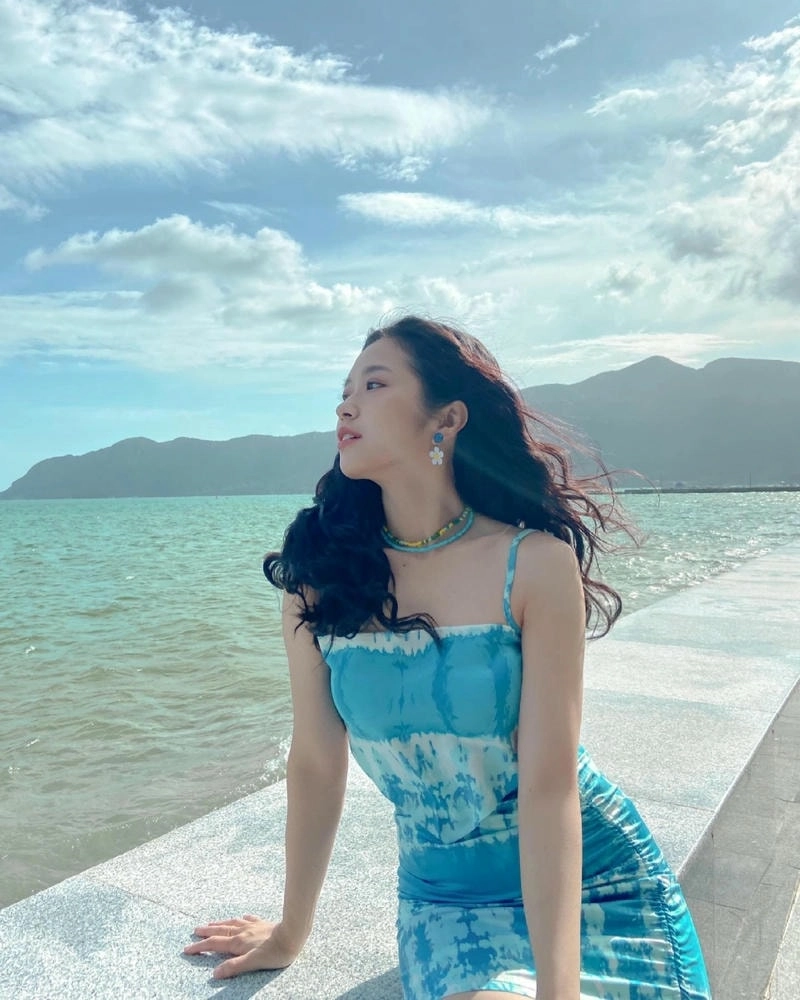 Cứ chill thôi Suni Hạ Linh khiến fan thả tim