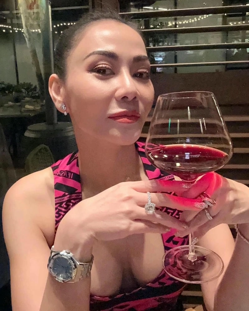 Tải về Đường Cong Thu Minh MP3 miễn phí