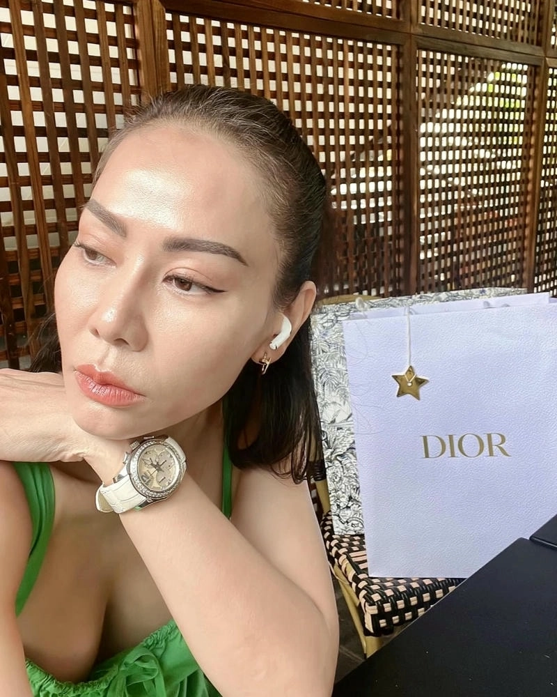 Khám phá Tiểu Sử Ca Sĩ Thu Minh chi tiết