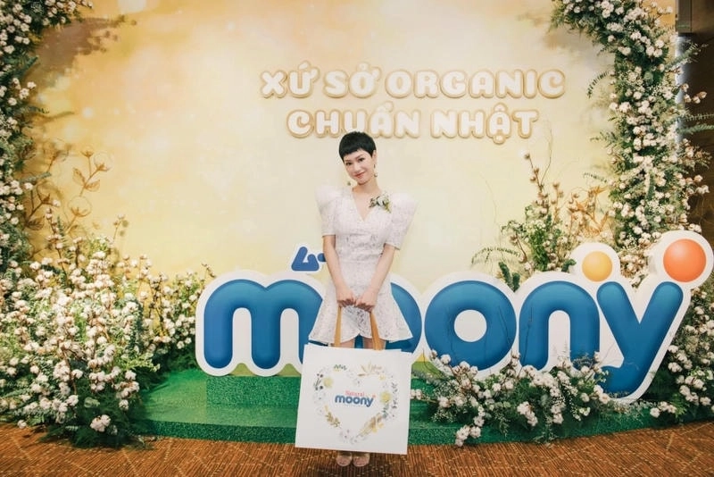 Gia đình Trà My Idol luôn bên cạnh cô