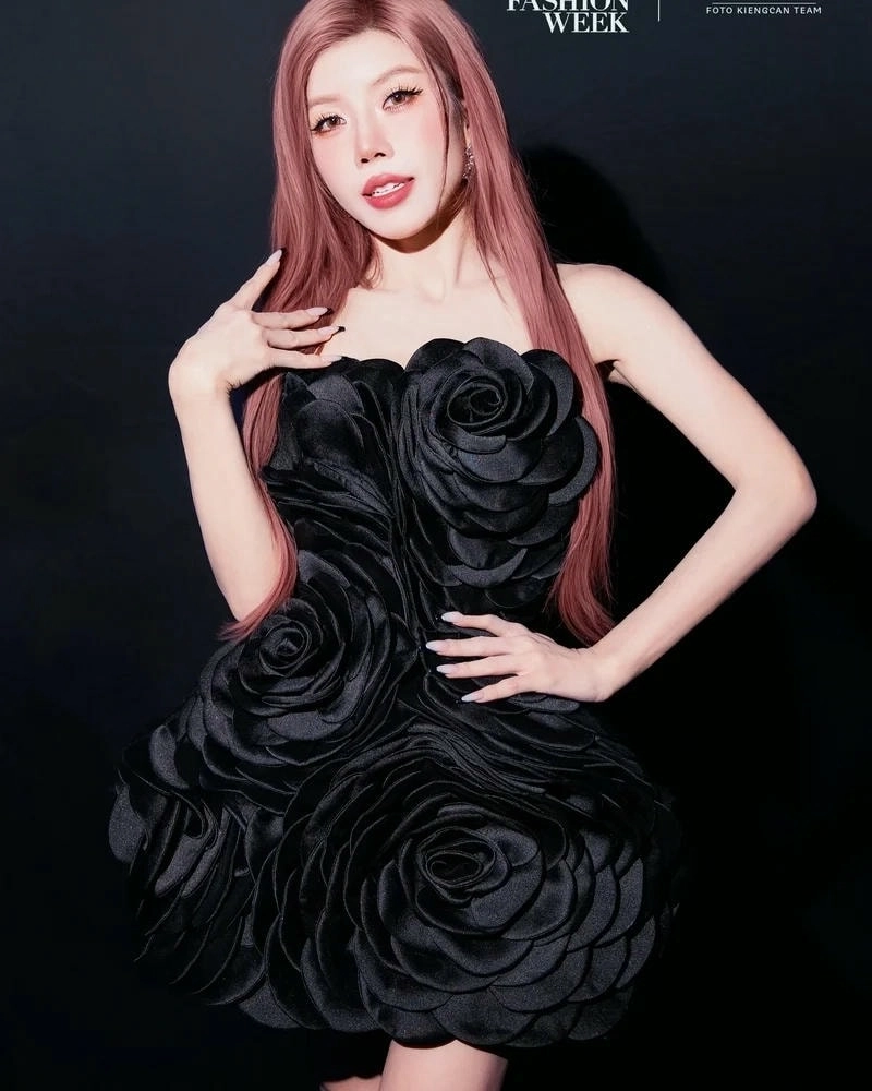 MV Gone Gone Gone Trang Pháp nổi bật