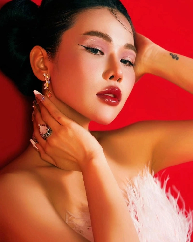 Trương Thảo Nhi sinh năm 1992 tại TPHCM